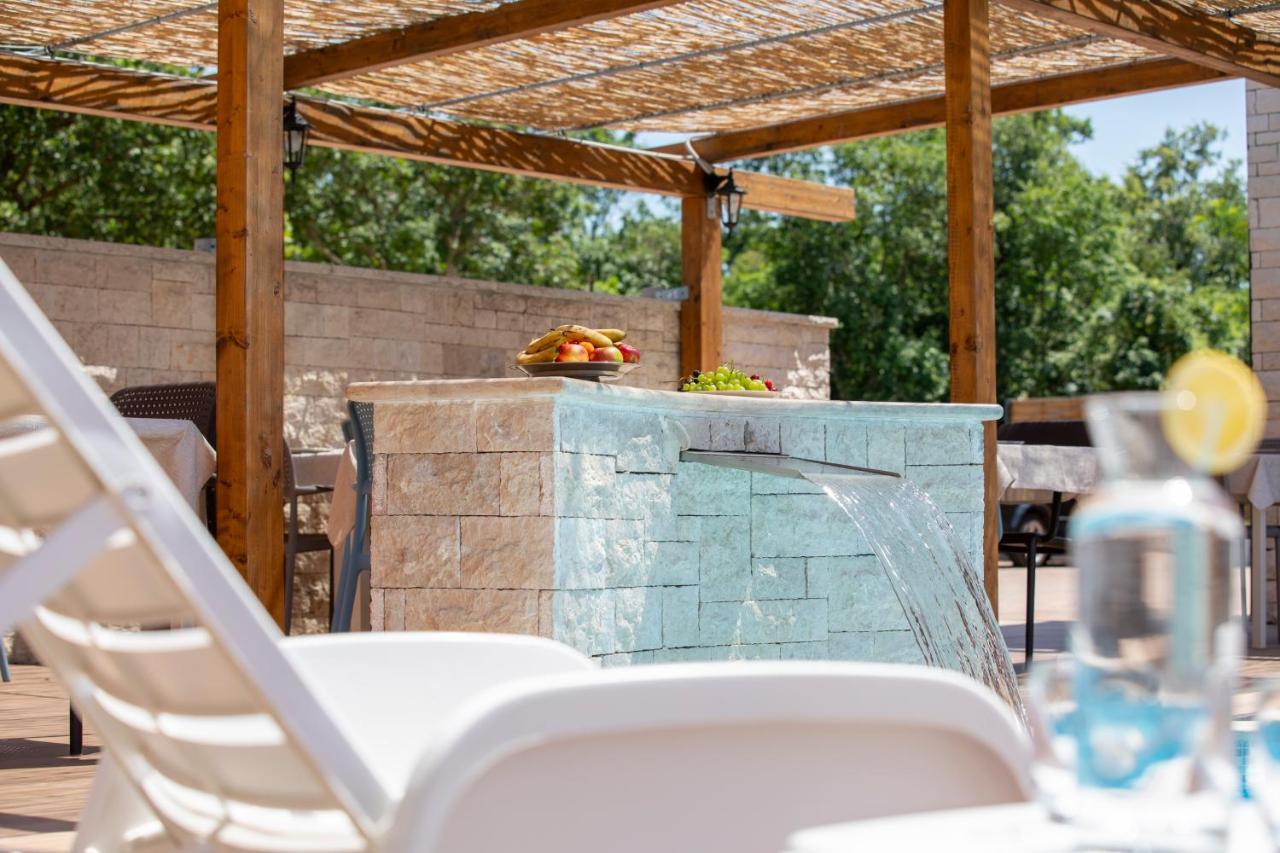 Hotel Natura Vilanija Zewnętrze zdjęcie