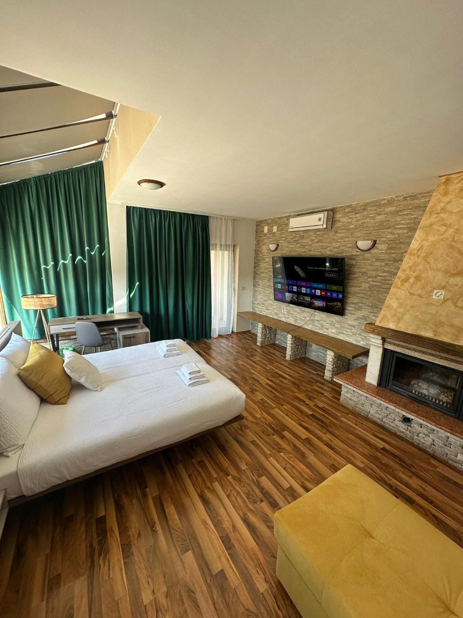 Hotel Natura Vilanija Zewnętrze zdjęcie